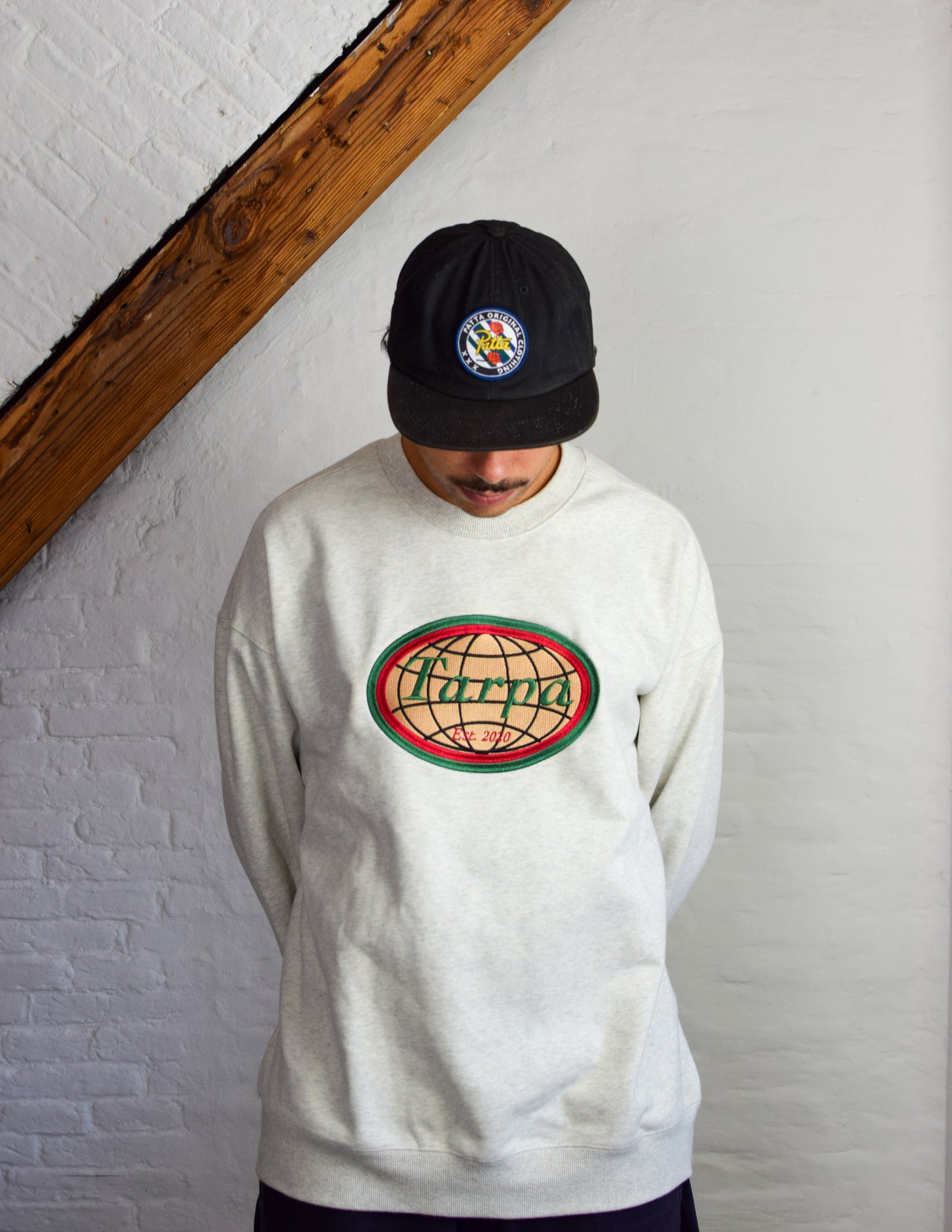 Tarpa Crewneck Grey